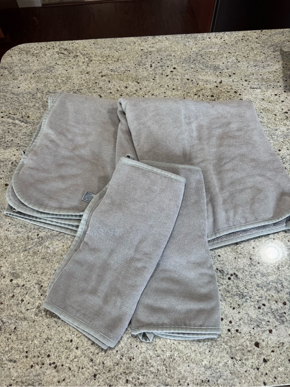 Norwex ultra plush bath towel set